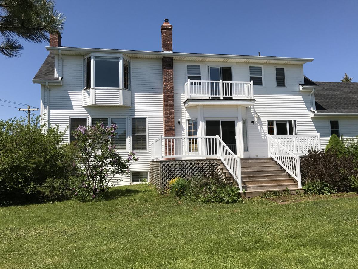 Seaview White House Bed & Breakfast Stratford Exterior photo